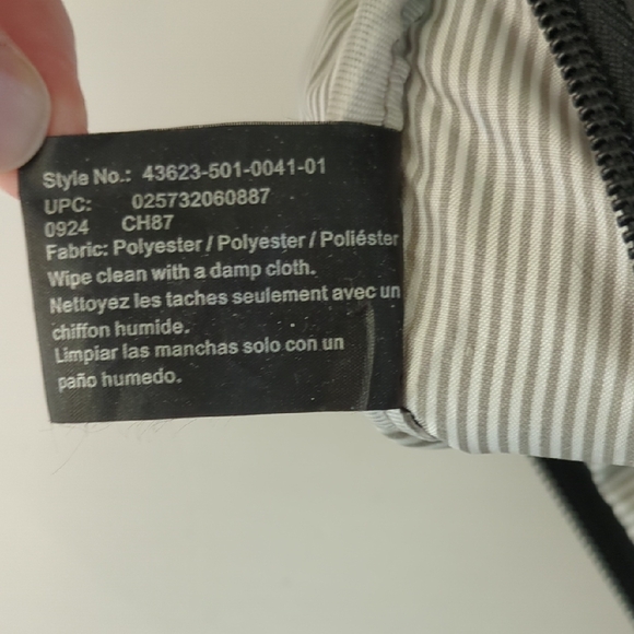 Travelon Anti-Theft Boho Crescent Quilted Black Crossbody Bag - Picture 10 of 10